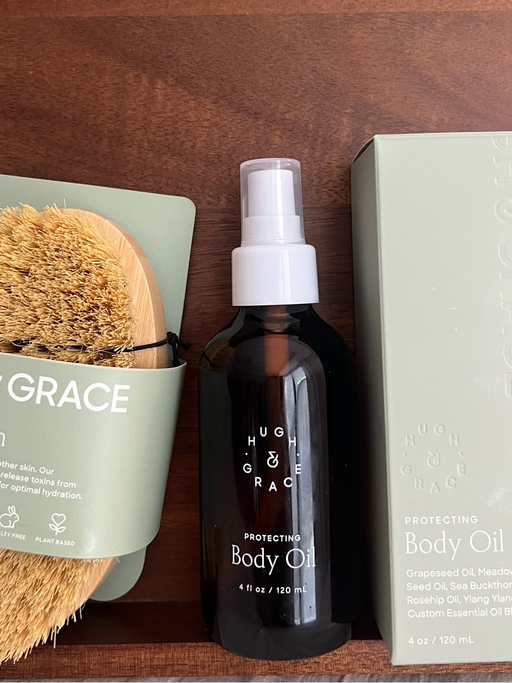 Hugh & Grace Protecting Body Oil 4 oz + Dry Brush Body Care Set